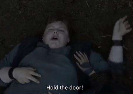 hold the door是什么意思