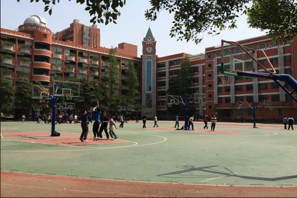 武汉新洲一中怎么样