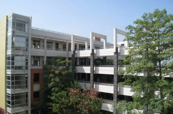 顺德区实验中学怎么样