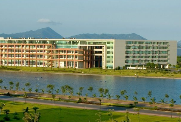 珠海科技学院2023年学费