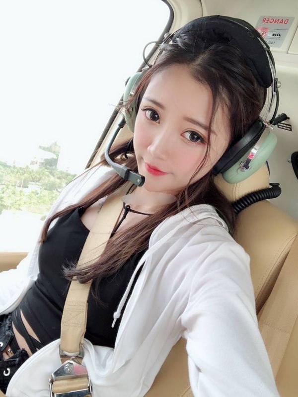 快手小伊伊真名叫什么?