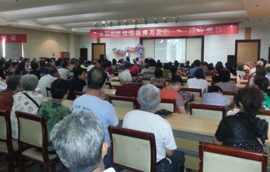 央视揭免费领鸡蛋骗局,你都见识过哪些针对老年人而设的骗局?