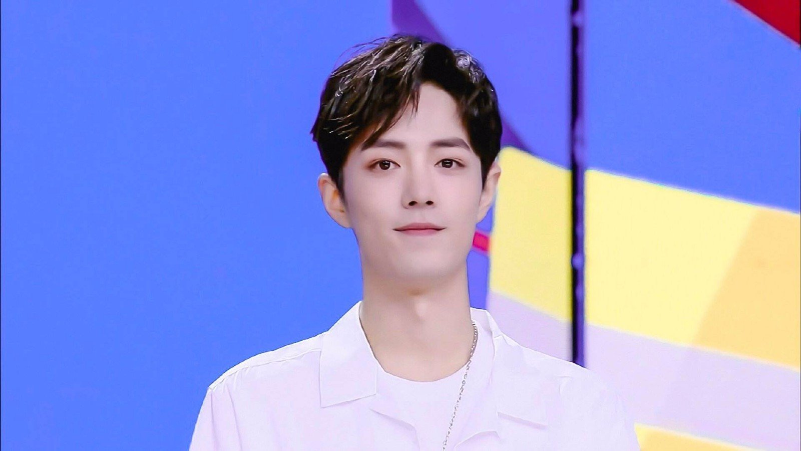 你怎么看待肖战在马薇薇新访谈节目中的回答？