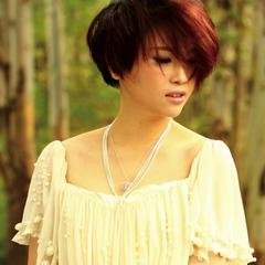 红蔷薇丽江小倩的酷我mv是哪的，好像在别的地方见过