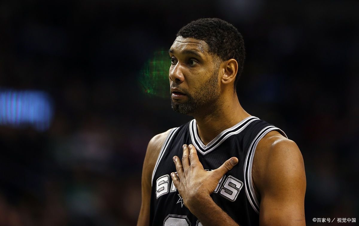 邓肯2013年与结婚12年的妻子艾米离婚，当时发生了什么？