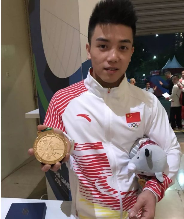 中国体操林超攀夺冠表现如何?
