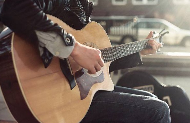 吉他弦生锈了音色音准有什么影响吗？