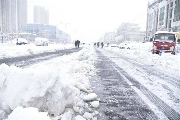 黑龙江全省发布暴雪红色预警，暴雪的等级是如何划分的？