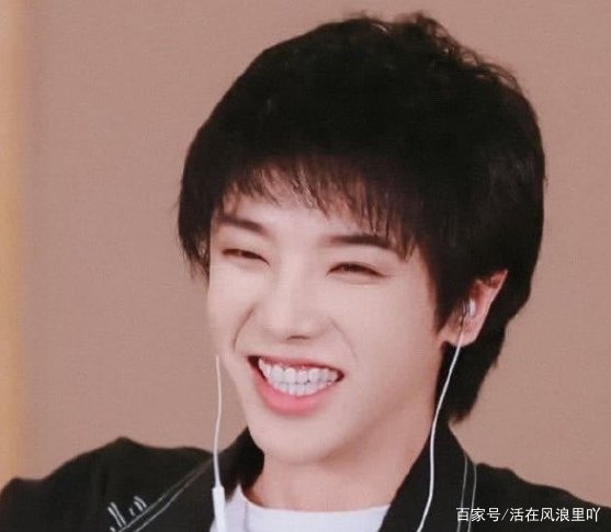 网友爆料华晨宇出轨、整容,现又出来道歉,事实的真相究竟是怎样的?