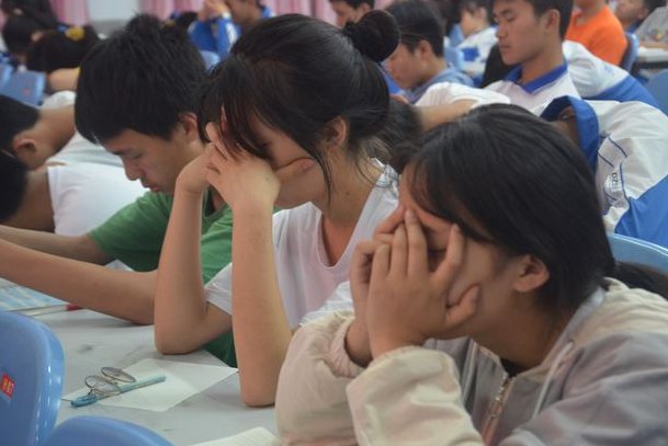 2021年广东中考数学试卷谁出的?