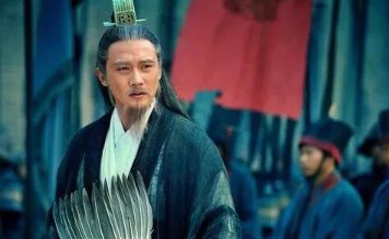 真正历史上，周瑜和诸葛亮谁的军事才能最厉害呢？