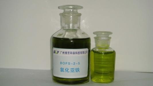 氯化亚铁和过氧化氢反应的化学方程式？