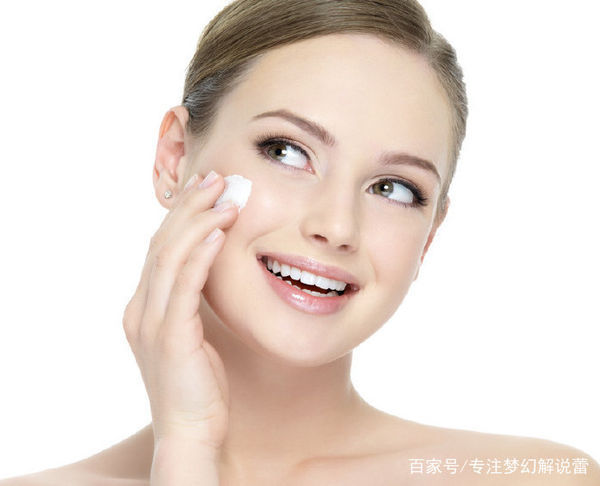 如何消除眼袋?