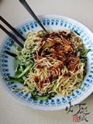 如何做金针菇拌豆腐皮